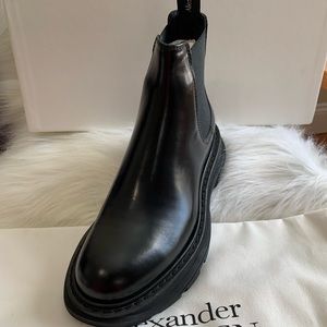 Alexander McQUeen Lug Chucky Sole Cbealsea Boots